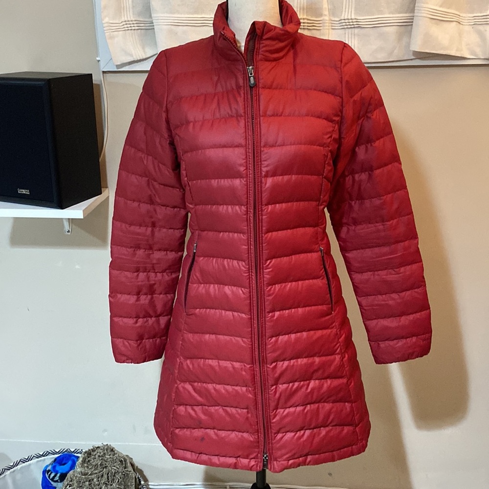 Patagonia XS red thin puffer GUC